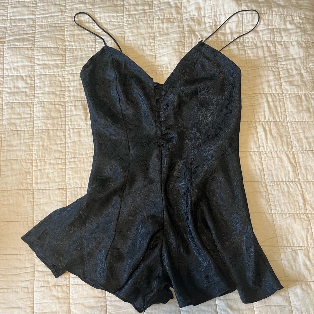Delicates vintage sleep romper